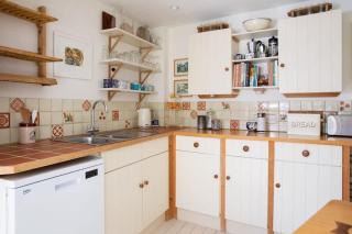 Pretty Cottage Near City & Sea - Fishbourne - 7