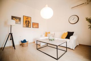 Cozy Family Friendly House - 3