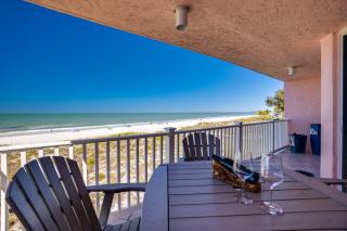 Bella Luna, 2 bed and 2 bath beachfront condo - Bradenton Beach - 9