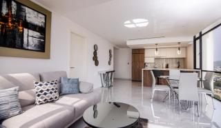 Suite 1202 Bellini, Puerto Santa Ana, Guayaquil - Guayaquil - 1