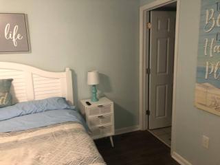 Gorgeous 2 BR/2 BR Newly Renovated BeachFront Condo - 5