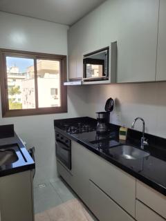Apto novo 2 suítes, alto padrão, familiar, piscina aquecida no condomínio, 1 quadra mar - Bombinhas - 5