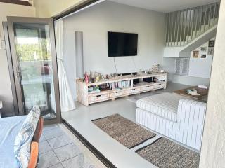 Modern Beachfront Home - Westbrook - 8
