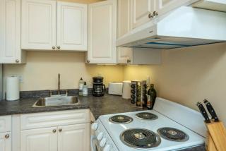 NN The Lavendar B Whistlebend 1bed 1bath - 5