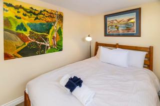 NN - The Crooked House - Downtown 3-bed 1-bath - 6