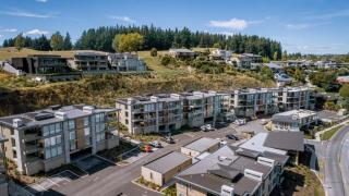 Lake View Studio Apartment - Wanaka - 5