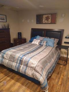 Adorable Spacious Apt with Private entrance - Dallas - 6