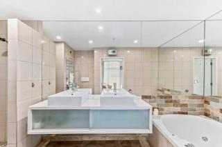 Pembroke Luxury Apartment - Wanaka - 3