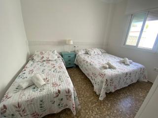 Hostal Sevillana Costa - Chipiona - 1