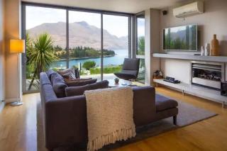 Stunning Lakeview 1 Bedroom Apartment - Queenstown - 0