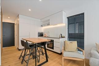 Alps and Lake Retreat Wanaka - 8