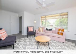 Cadogan House - Professionally Styled in CBD - Orange - 0