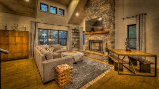 Holiday House - Blue Ridge - 9