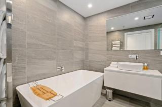Lakefront Premier Studio - Wanaka - 6