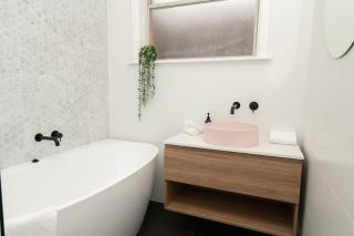 Haven on Hill, Beautifully renovated, Close to CBD - Orange - 8