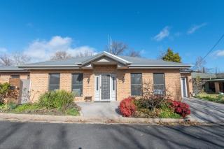 Villa on Rosemary - Cosy & Private Walk to CBD - Orange - 7