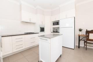 Villa on Rosemary - Cosy & Private Walk to CBD - Orange - 1