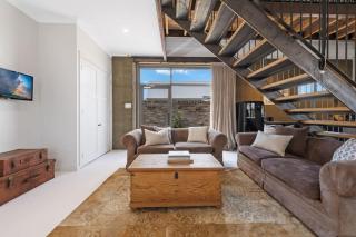 Loft House - On Heifer Station Vineyard - Borenore - 9
