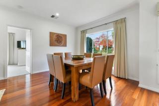 Wren Hill Dreamy Home with Spectacular Views - Orange - 4