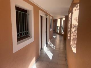 Résidence de charme avec piscine à débordement - 2