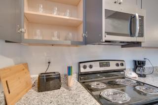 3 Bb Urban Oasis w Private Parking &amazing patio - 2