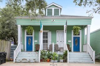 Art Filled Sanctuary in the Heart Of Mid City - New Orleans - 0