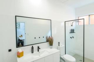 Tamworth Retreat - Sleek & Stylish, Sleeps 5 - Dubbo - 7