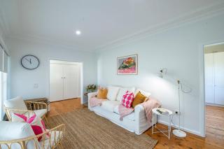 Cobbora Cottage - Sleek & Stylish, Near Hospital - 4