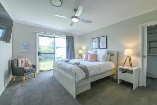 Luxe on Lincoln - Close to Zoo, Rejuvenating Pool - Dubbo - 9