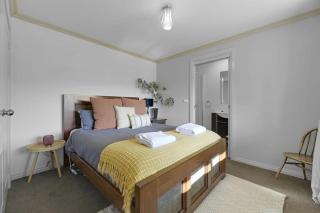 Towac Cabin 2- Modern Escape, Incredible Views - Canobolas - 9