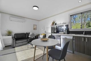 Towac Cabin 2- Modern Escape, Incredible Views - Canobolas - 4