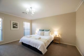 Parkside Getaway - Pool, Family Entertainer - Dubbo - 9