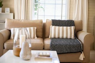 The Garden Flat - Mayfield Vineyard Orange - Orange - 3
