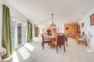 Coastal Keaau Home Ocean and Sunrise Views, Pool - Keaau - 2
