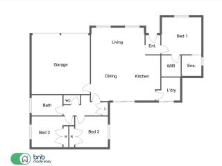 Paradise on Prince - Sleek & Stylish, Dog Friendly - Orange - 5