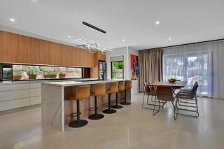 Grand Stirling - Elite Escape, Unparalleled Luxury - 3