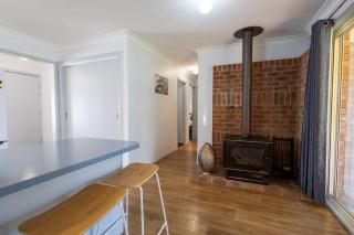 Davidson - Family Getaway, Pet Friendly - Dubbo - 9