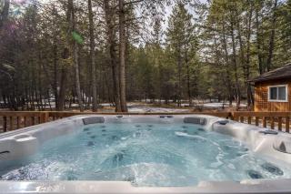 The Sleeping Moose I Fireplace I Pool Table I TV - 8