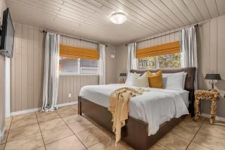 The Sleeping Moose I Fireplace I Pool Table I TV - 9