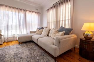 Crown Comforts - Family Escape, Firepit - Dubbo - 3