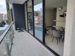 Departamento moderno con balcón en Quito - Quito - 4