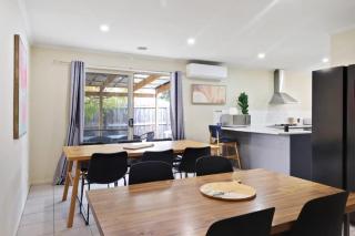 Reconnect on Daly I Epworth and Deakin - Geelong - 7