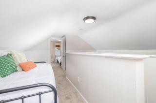 Cottage on Kernan- Sleeps 5 - Appleton - 4