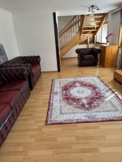 2 Bedrooms, 2 Baths House with a Living Room an Upstairs Reception rea - Vienne - 6