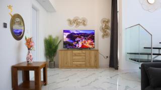 Urban Oasis Retreat Transit - 2BR duplex in Masdar City - Abu Dhabi - 4