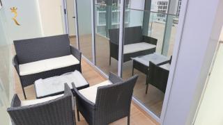 Smokewood Chic 2BR Urban Retreat in Oasis - Abu Dhabi - 6