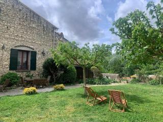 Maison en Provence au bord de la rivière - 2