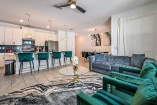 Relax in Style at this Spacious 4-Bedroom Villa - Kissimmee - 4
