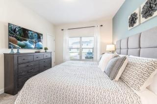 Chic Spacious with Private Pool Ideal Location - Kissimmee - 2
