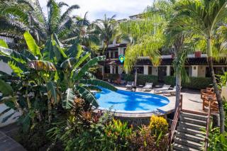 2-BD Beauty with Pool, Walk to Beach - Coco - 9